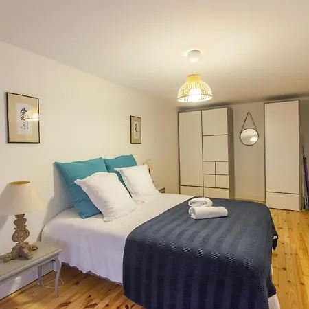 Faites Sauter La Banque Apartament